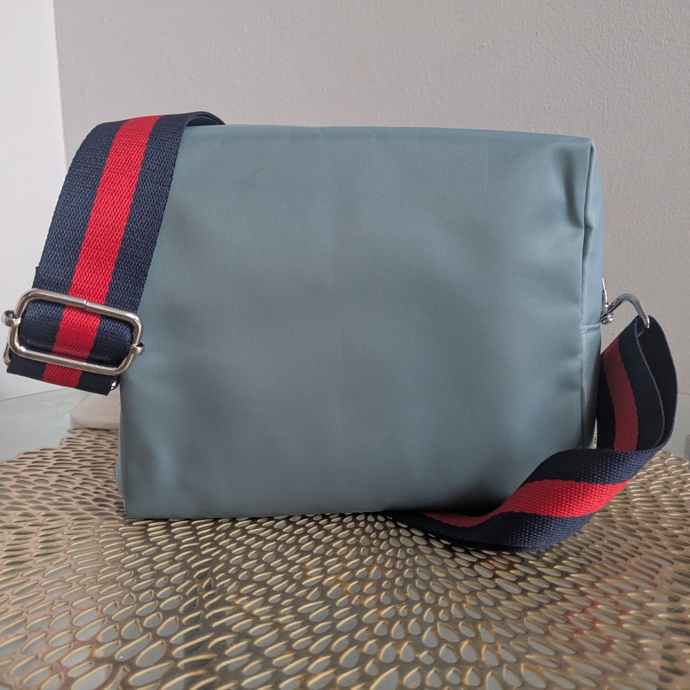 Gucci Gray Crossbody Bag - Picture 5 of 9